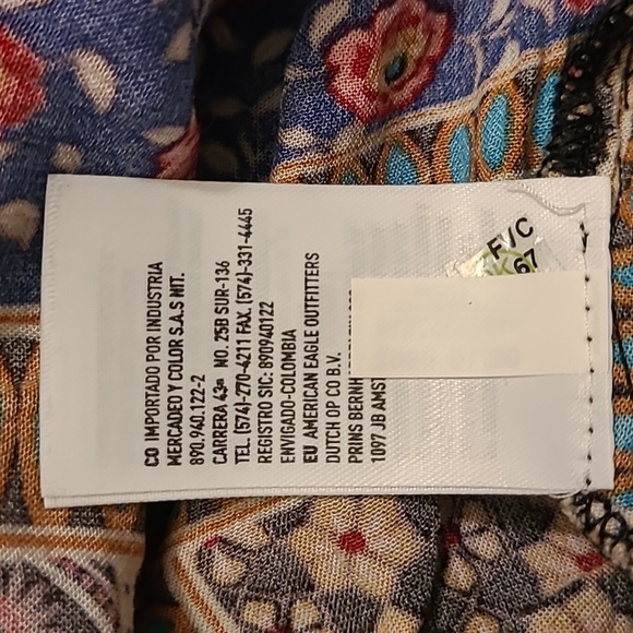 American Eagle Outfitters NWT Colorful Floral Blouse Adult S - Picture 7 of 7